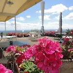 Hotel Les Hauts De *